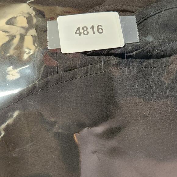 🌼Shein Top Womens Size 8/10 Black Sleeveless V Neck - Picture 13 of 13